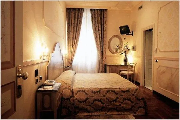 רומא Hotel Aventino 3*,